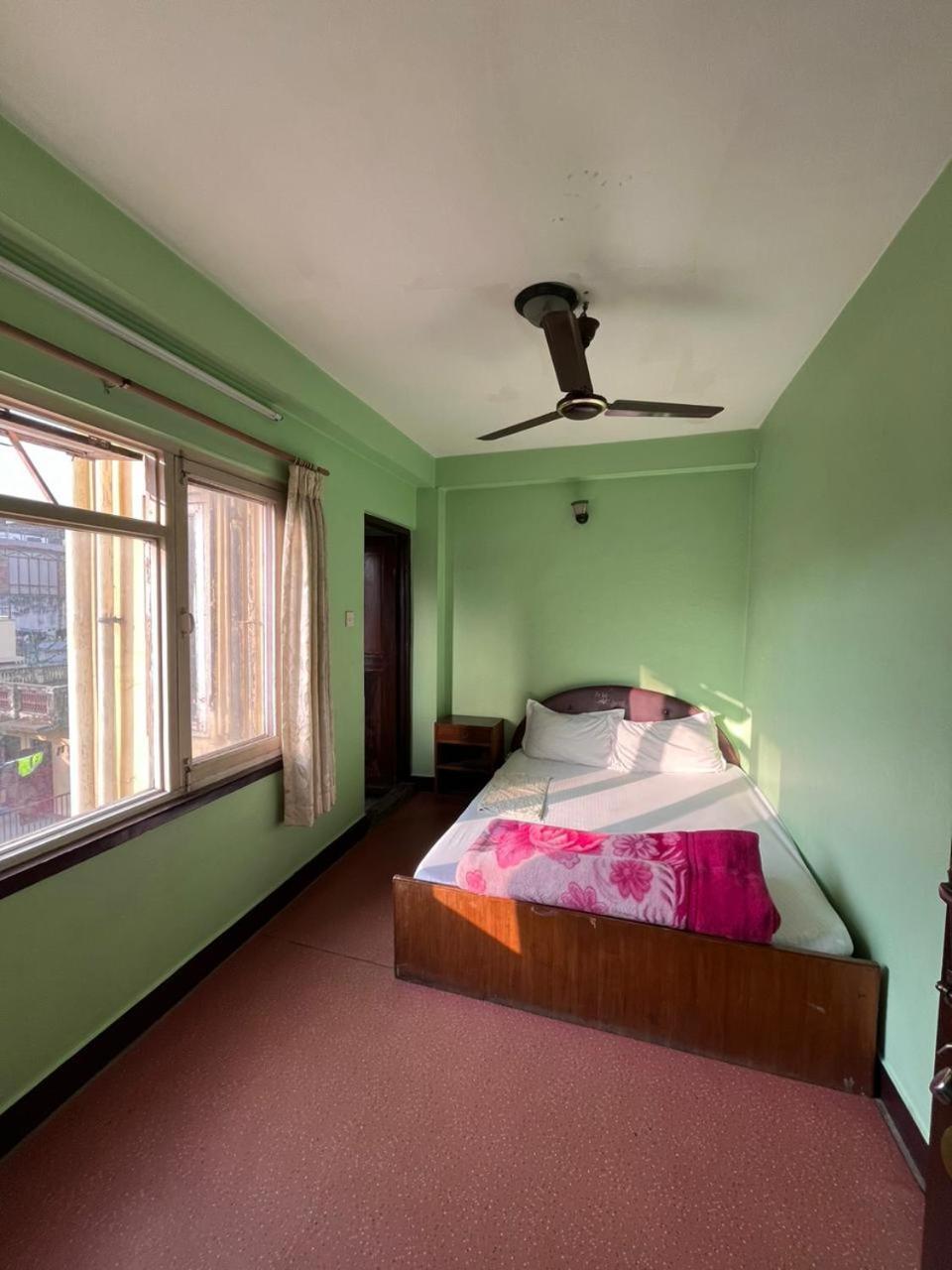 Hotel Sweet Dreams Thamel Катманду Екстер'єр фото